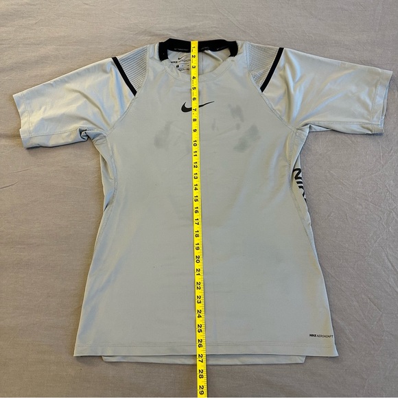 Nike Pro Aeroadapt Men's Training T-shirt - Small - Picture 3 of 10